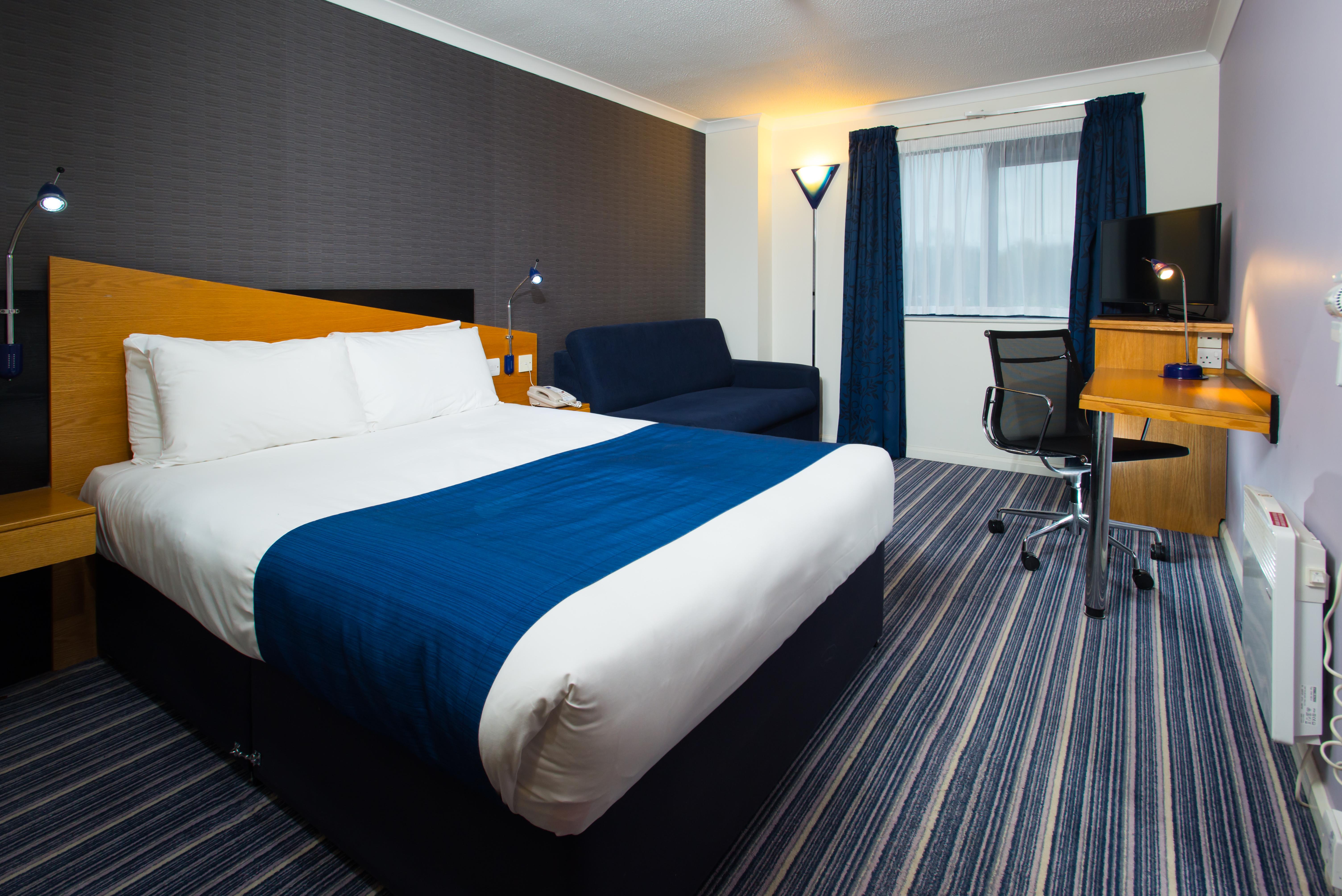 Holiday Inn Express Manchester East By Ihg Dış mekan fotoğraf
