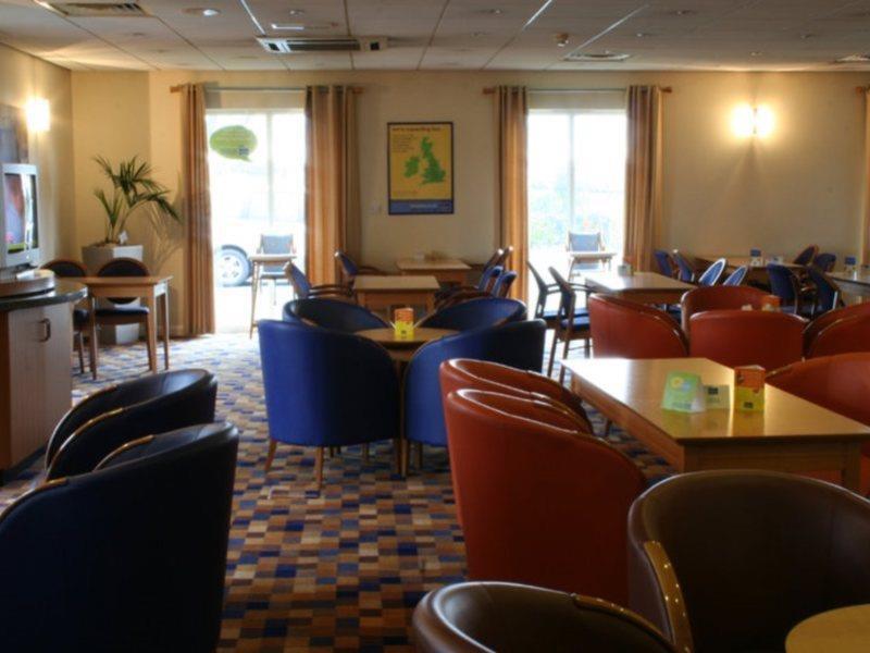 Holiday Inn Express Manchester East By Ihg Restoran fotoğraf