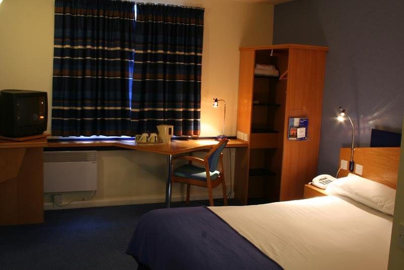 Holiday Inn Express Manchester East By Ihg Dış mekan fotoğraf