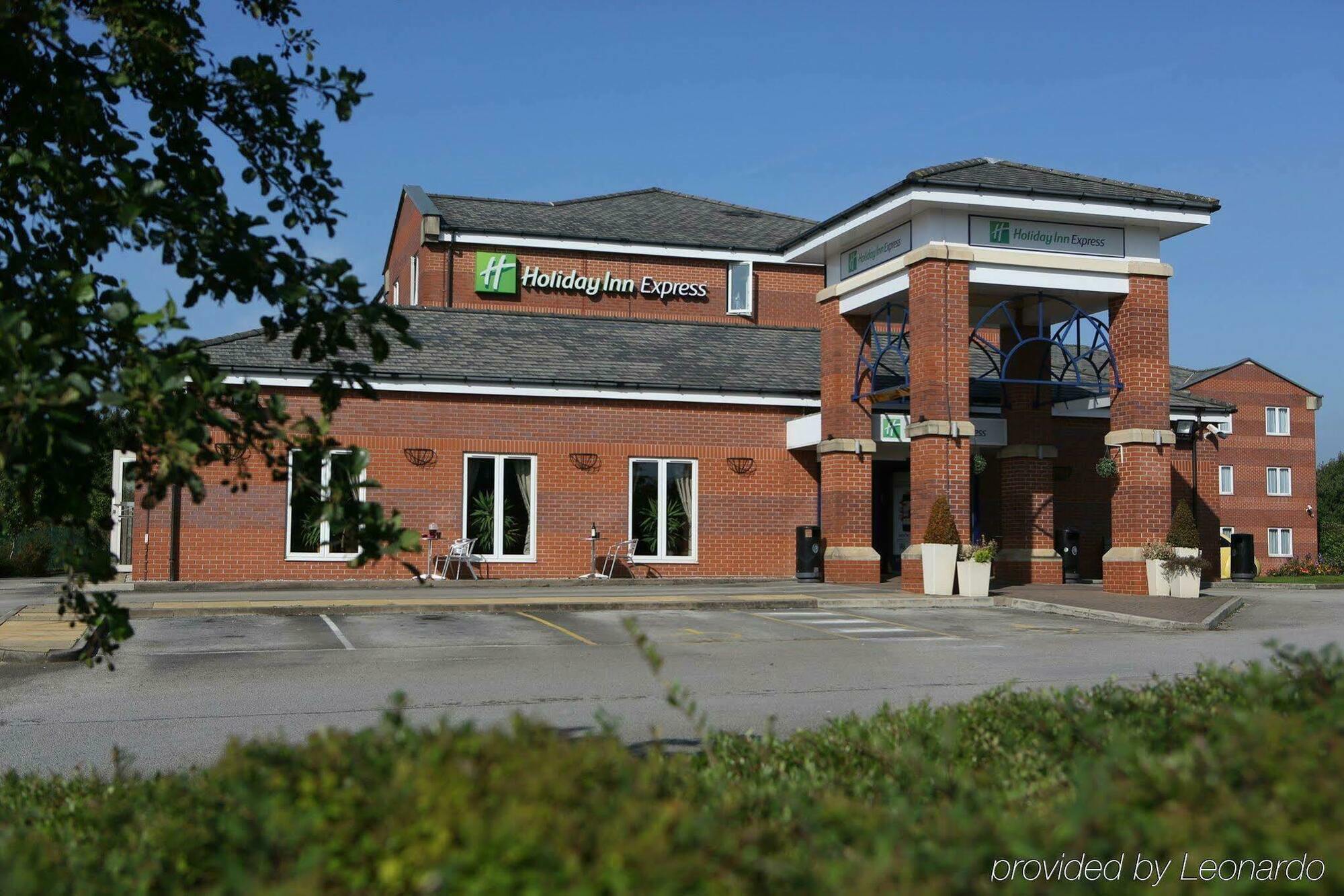Holiday Inn Express Manchester East By Ihg Dış mekan fotoğraf