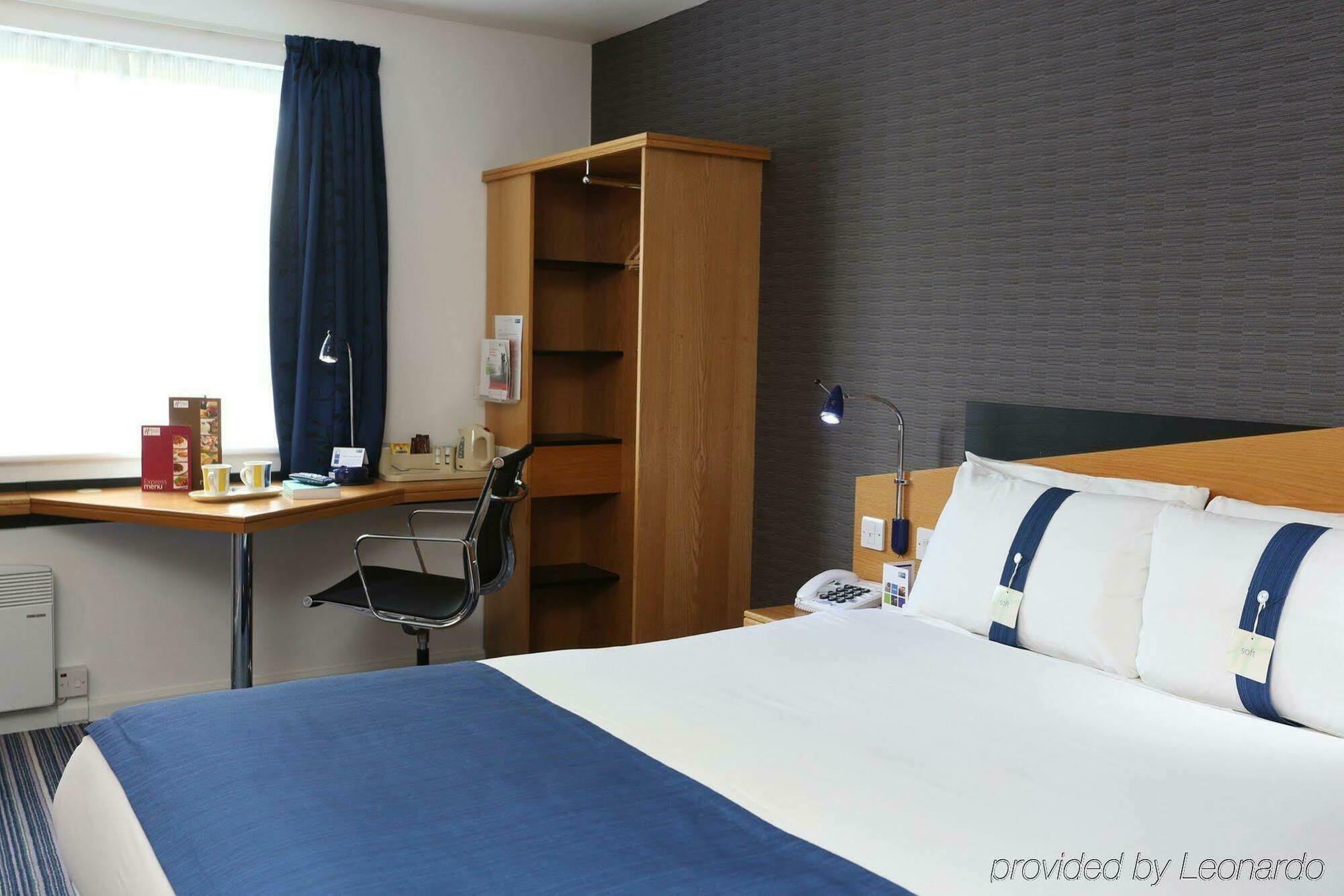 Holiday Inn Express Manchester East By Ihg Dış mekan fotoğraf